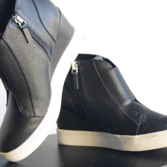 Christie Wedge Sneaker US Size 7 1/2 M - Picture 7 of 8